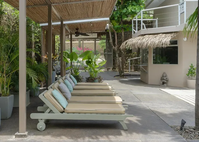 Tamarindo Bay Suites - Self Check In, Adults Only